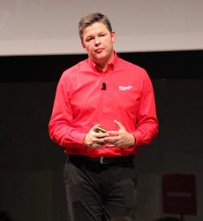 Конференция Milwaukee 2017 Берлин Jason Chiswell вице президент TTI маркетинг