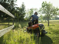 Husqvarna R 316T AWD райдер бензиновый полноприводный двигатель двухцилиндровый