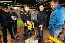 перфоратор XR FlexVolt plus max макс плюс