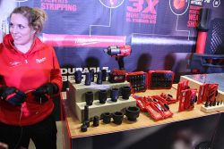 Конференция Milwaukee 2019 Дублин Торцевые накидные головки импульсный аккумуляторный гайковерт