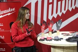 Конференция Milwaukee 2019 Дублин перчатки рабочие