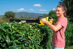 Аккумуляторная садовая техника Kärcher Karcher Керхер уход сад